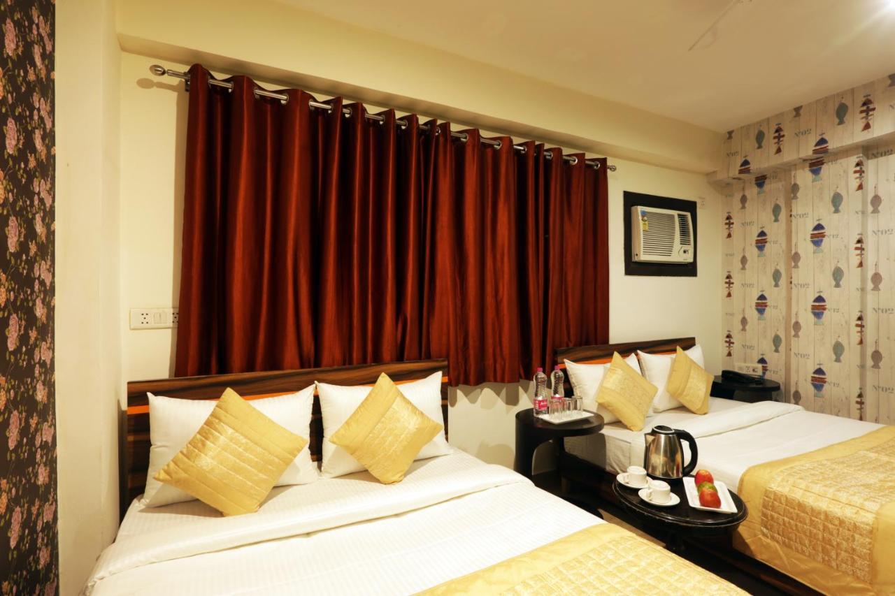 Hotel Classic Plaza At Delhi Airport Nuova Delhi Esterno foto